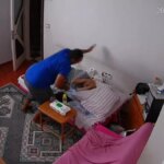 sizofren doktor ogul annesini darbetti PyXL7JRU