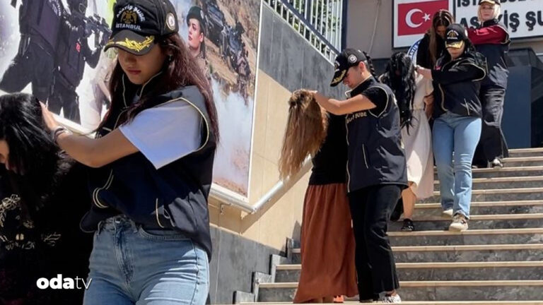 suc makinesi 4 kadin yakalandi 4 ilcede 8 evi soydular QYTccYx3