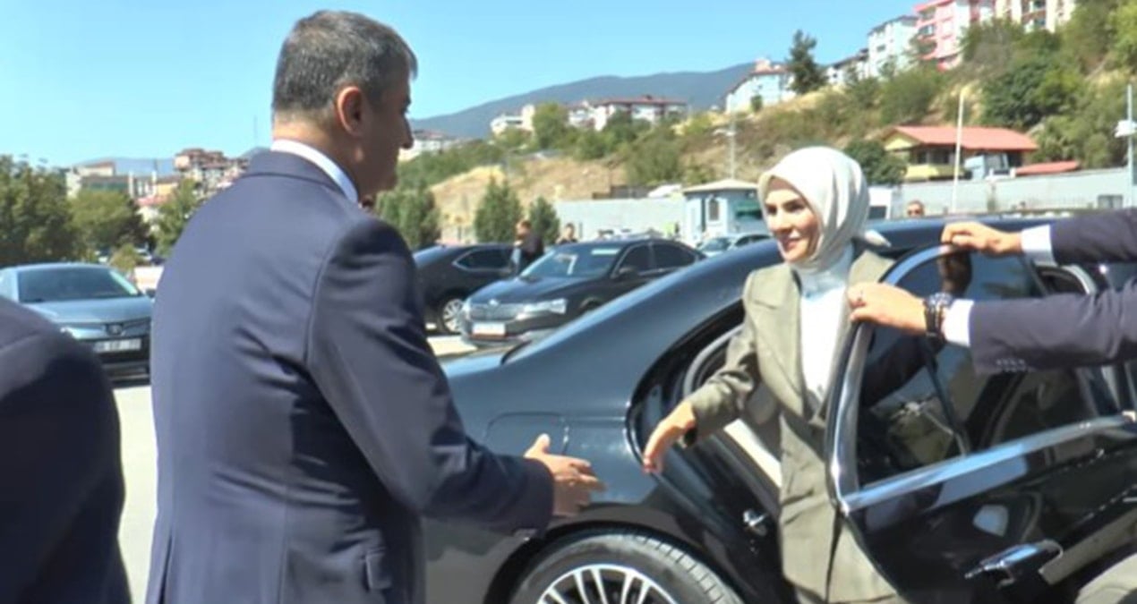 aile bakanligina 400 milyonluk arac filosu 3gl9POsz