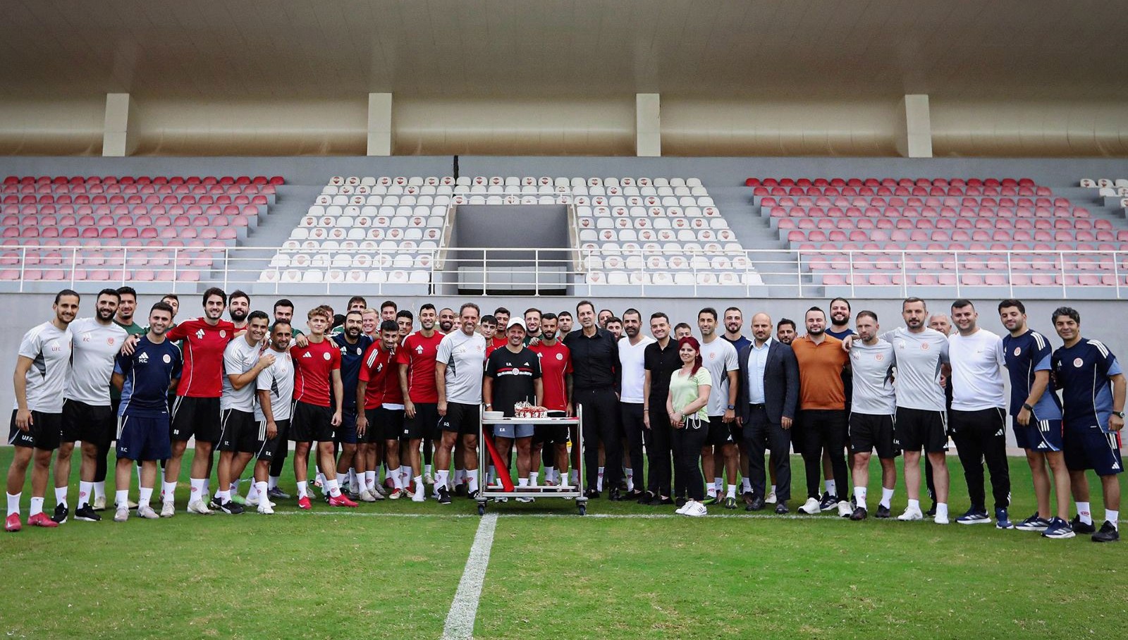 antalyaspor samsunspor maci hazirliklarina basladi U4PAION3