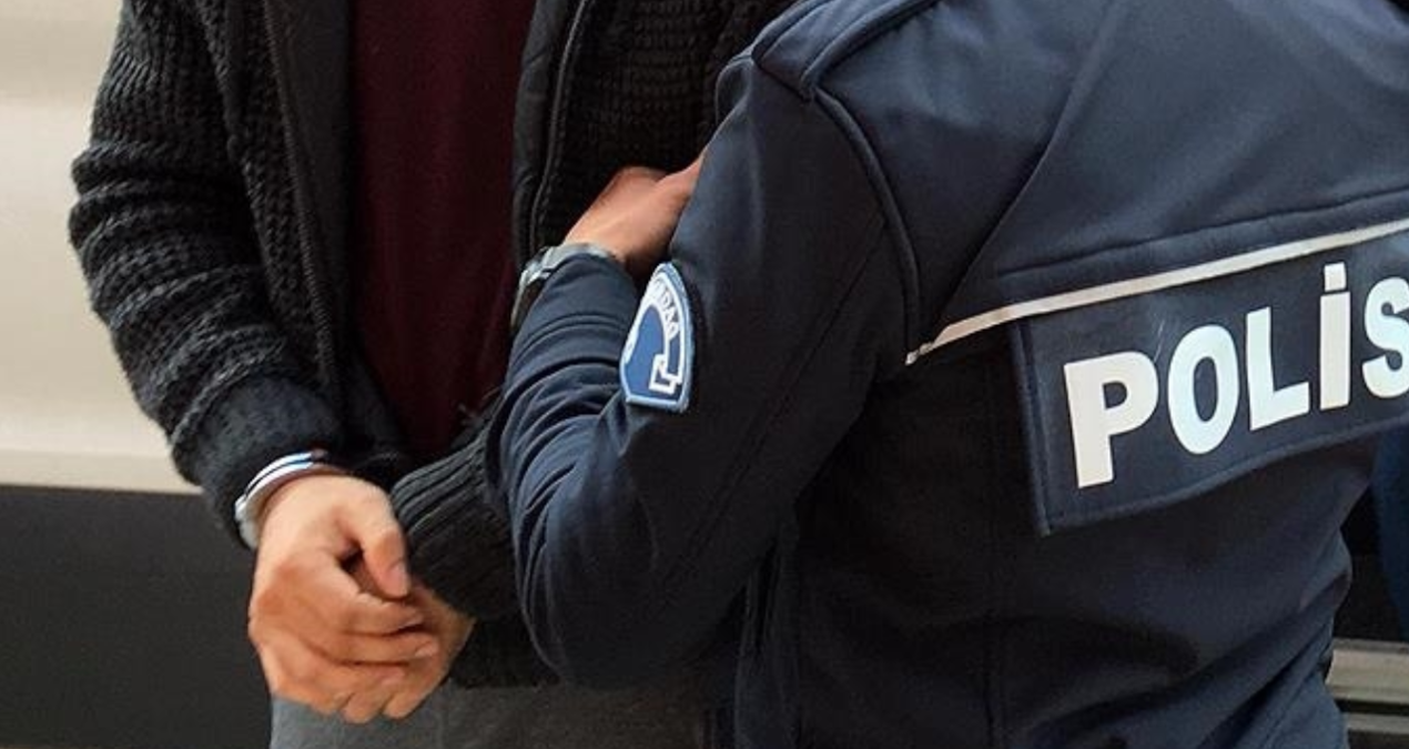 tekirdagda trafikte aracindan havaya ates acan surucu gozaltina alindi LKSAMIDN