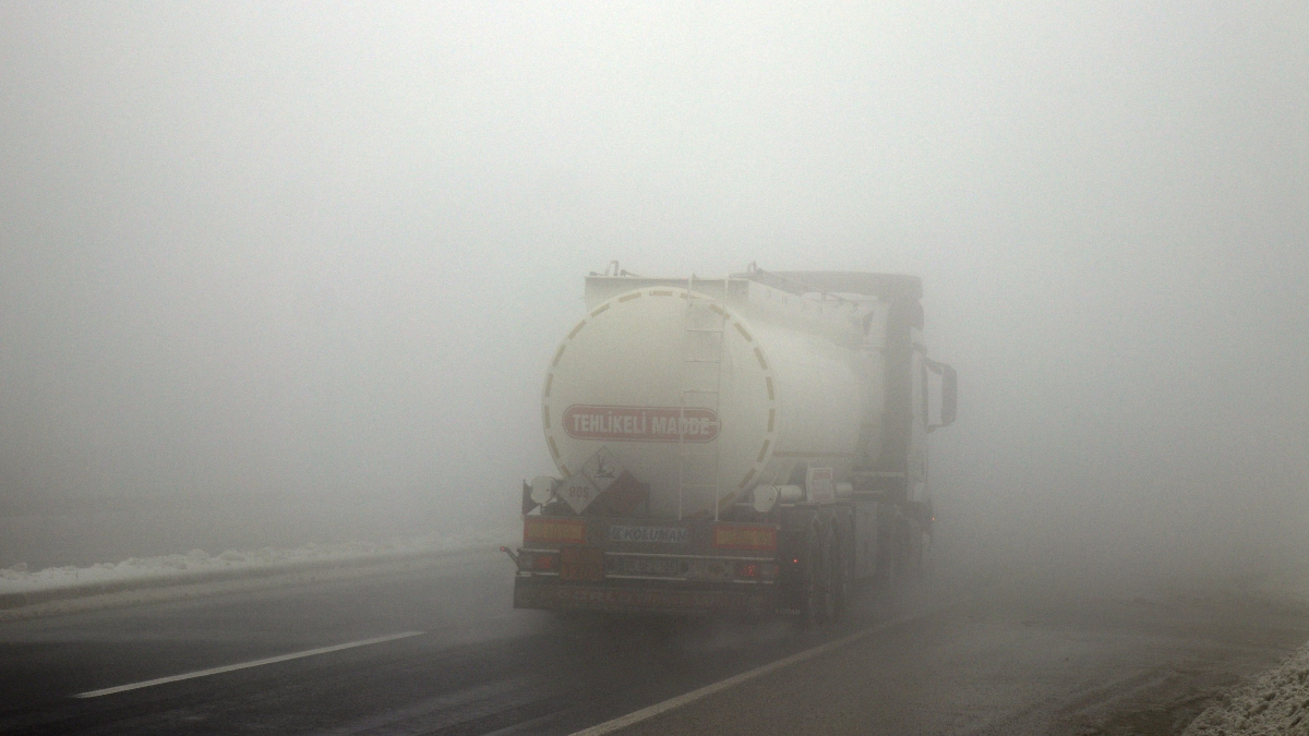 erzincanda sis etkisini gosterdi Amj8VRAL.jpg