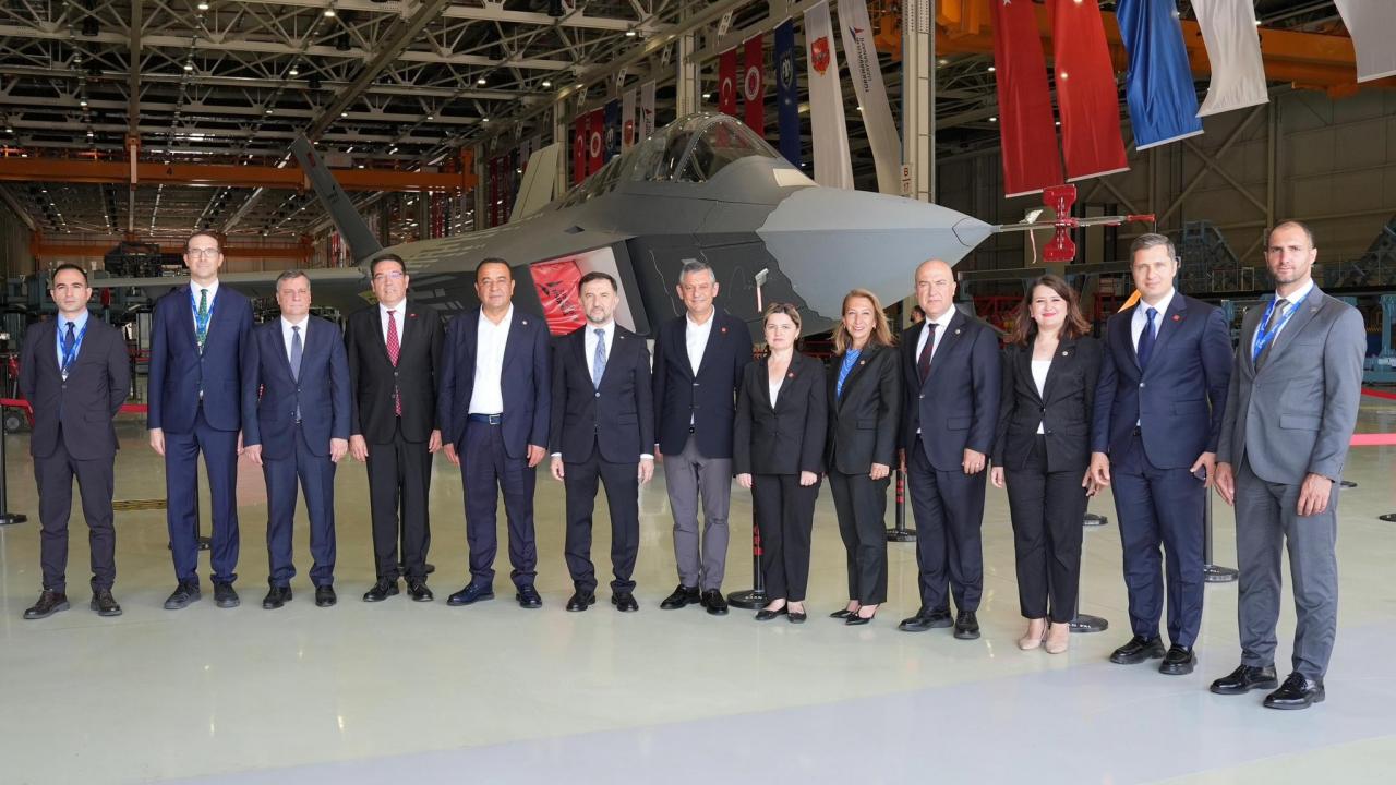 ozgur ozelden dikkat ceken kaan paylasimi rcN62s2S