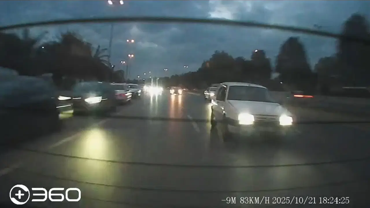 pendikte faciadan donuldu makas atan otomobil takla atarak metrelerce suruklendi wksNigN3.jpg