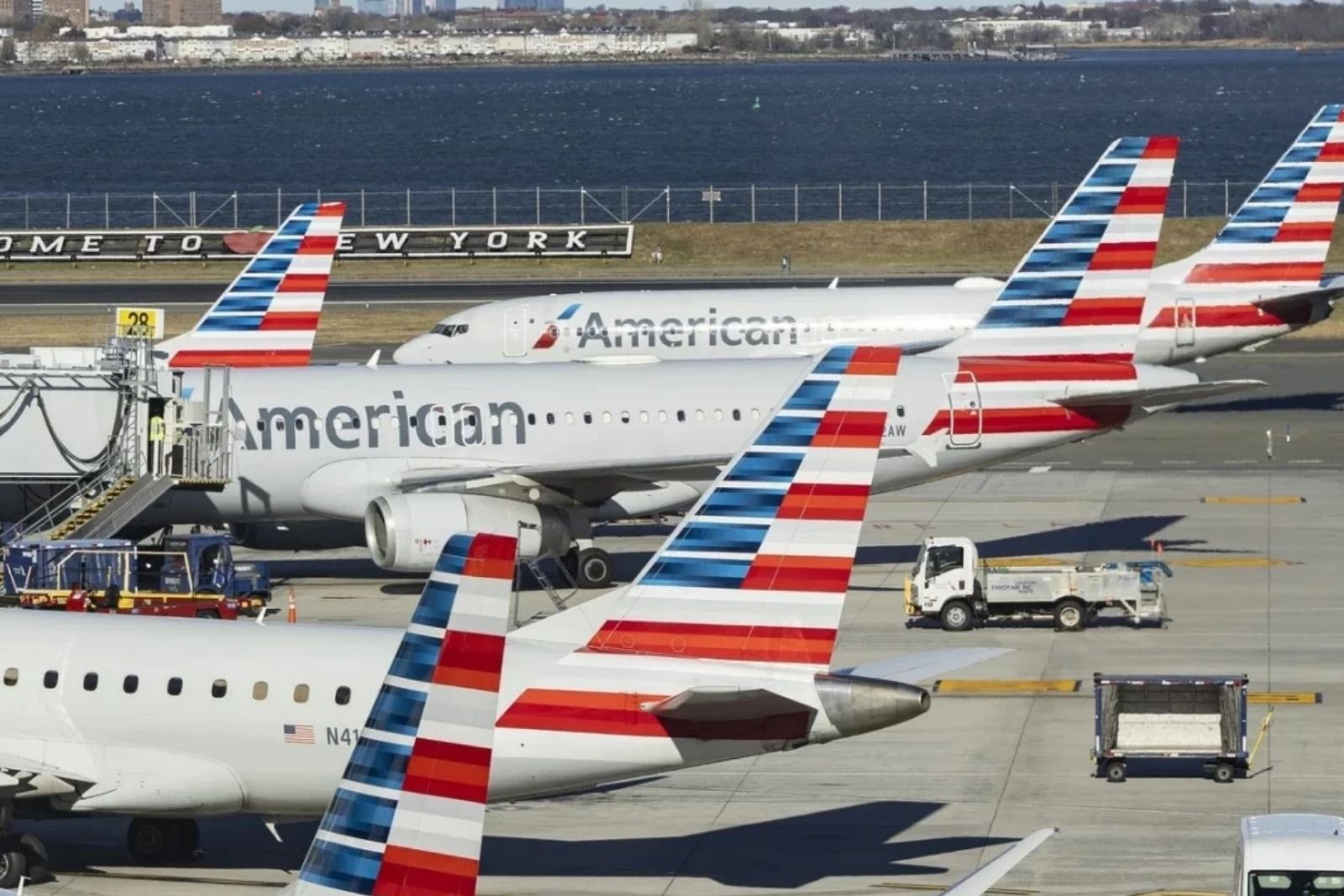 abd ulastirma bakani sean duffy 40 havalimaninda kapasitenin dusuruldugunu duyurdu bOqsVAGM.jpg