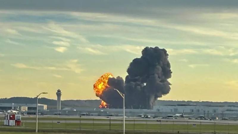 abdde 12 kisinin oldugu ucak faciasinda kara kutu bulundu 16 kisi h l kayip dGjgS1rg.jpg