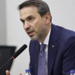 bakan-bayraktar-enerjide-tam-bagimsiz-turkiye-genclerimizle-mumkun-olacak-tgrFKEcI.jpg