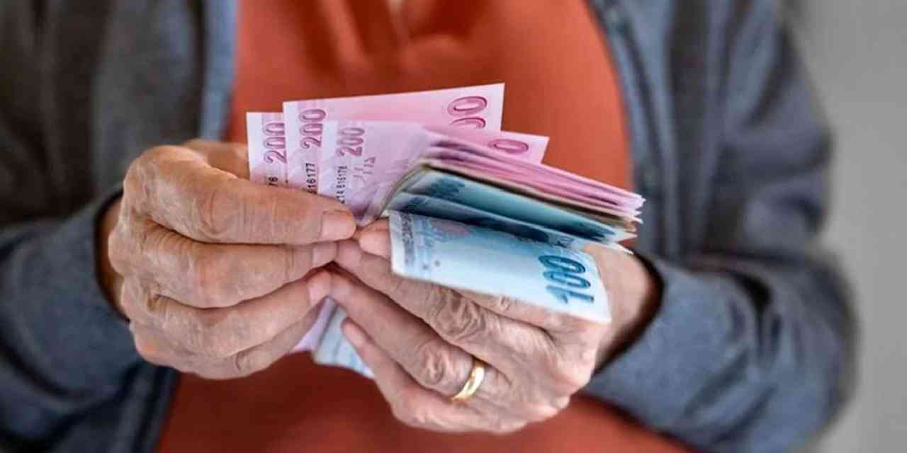 emekli-promosyon-tutari-31-bin-tlye-yukseldi-bankalar-kesenin-agzini-acti-LOwhGcb2.jpg