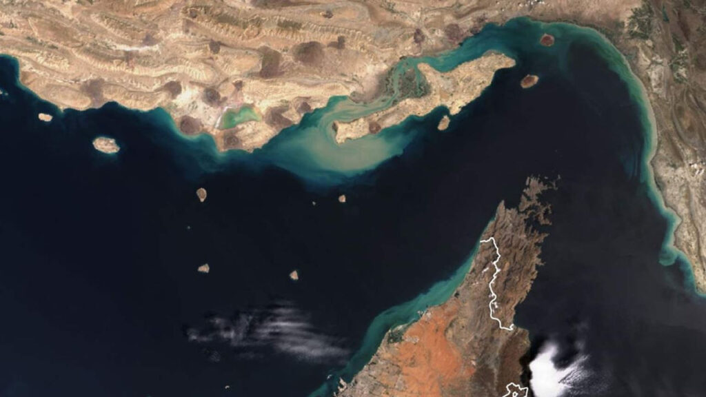 abd-hint-okyanusunda-iran-gemisine-el-koydu-XQFeGrRF